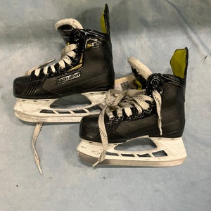 Youth Bauer Supreme S27 Hockey Skates Regular Width 13 (Used)