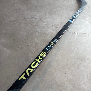 75 Flex P28 New Senior CCM Left Hand Pro Stock Tacks AS-VI Pro Hockey Stick