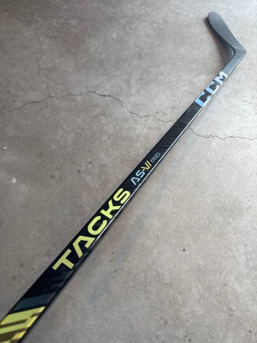 75 Flex P28 New Senior CCM Left Hand Pro Stock Tacks AS-VI Pro Hockey Stick
