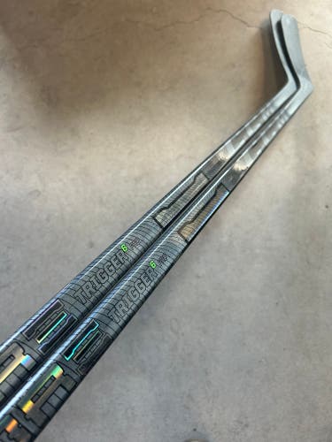 2 PACK 80 Flex P88M Senior CCM RibCor Trigger 6 Pro Left Hand Hockey Stick Pro Stock (New)
