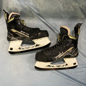 Senior CCM Tacks AS-590 Hockey Skates Regular Width 8.5 (Used)