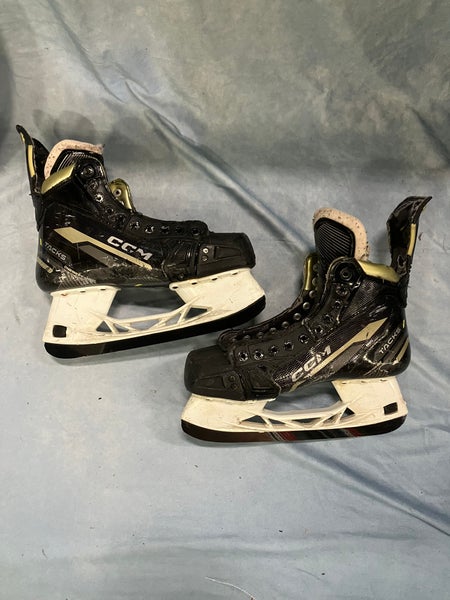 Senior CCM Tacks AS-590 Hockey Skates Regular Width 8.5 (Used)