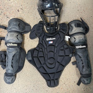 Intermediate Wilson Catcher's Set (Used)