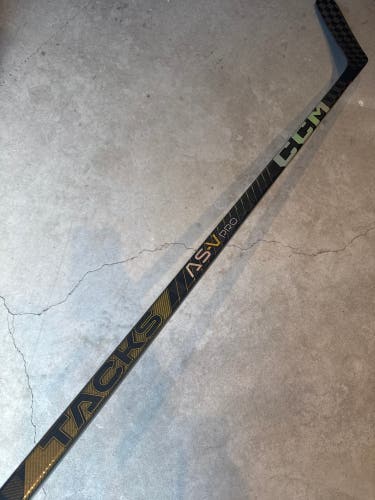 85 Flex PM9 New Senior CCM Left Hand Pro Stock Tacks AS-V Pro Hockey Stick