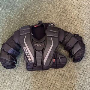 Small / Medium CCM Extreme Flex E6.5 Goalie Chest Protector (Used)