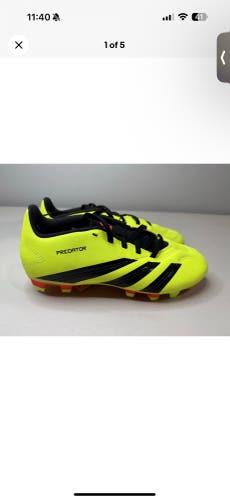 Size 5 Men’s Adidas Predator Club Yellow Flexible Ground Soccer Cleats