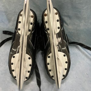 Junior CCM RibCor 44K Pump Hockey Skates Extra Wide Width Size 3.5 (Used)