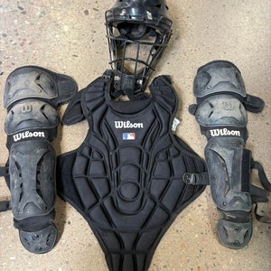 Intermediate Wilson Catcher's Set (Used)