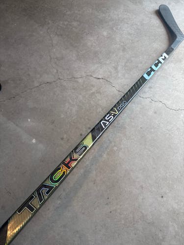 85 Flex P92 New Senior CCM Left Hand Pro Stock Tacks AS-V Pro Hockey Stick