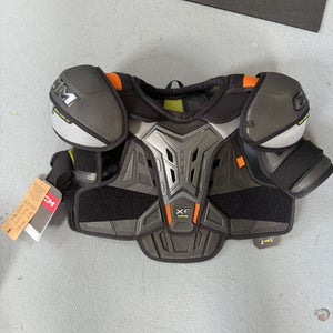 Senior Medium CCM XF Pro Shoulder Pads Pro Stock (New)