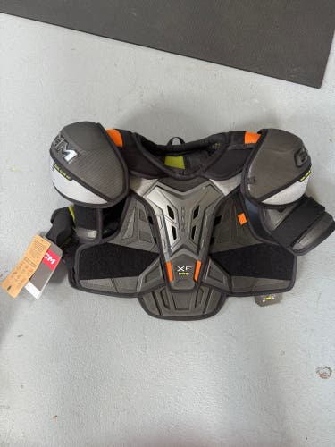 Senior Medium CCM XF Pro Shoulder Pads Pro Stock (New)