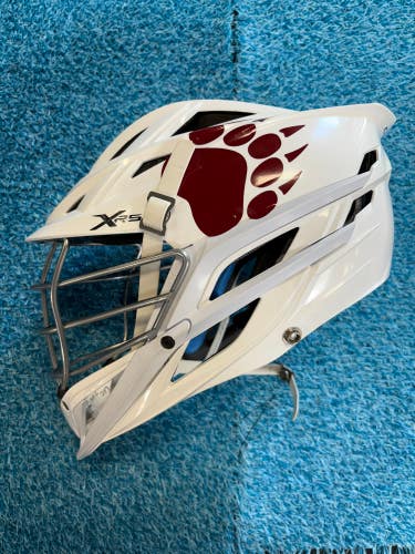 White Adult Cascade XRS Helmet (Used)