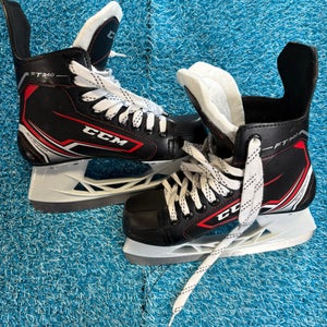 Junior CCM JetSpeed FT340 Hockey Skates Regular Width Size 3 (New)