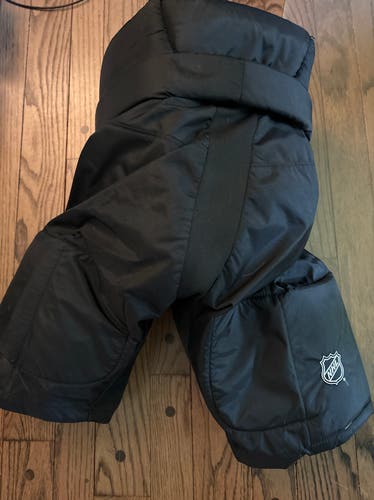 CCM HP70 CUSTOM PRO STOCK HOCKEY PANTS BLACK MEDIUM BOSTON BRUINS NHL
