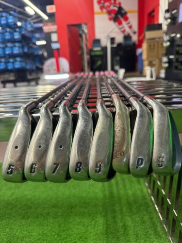 Women's Cobra 3400 I/XH Iron Set Right Handed Ladies Flex Graphite Shaft (Used)