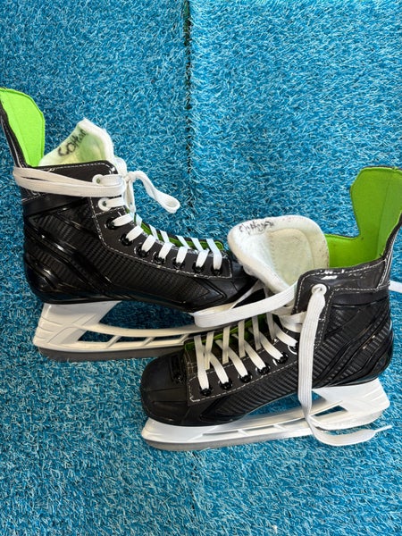 Intermediate Bauer XLS Hockey Skates Regular Width Size 4 (Used)
