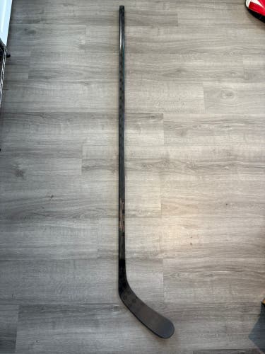 New Senior CCM Vizion Left Hand Hockey Stick P90 Pro Stock Pesce (New)