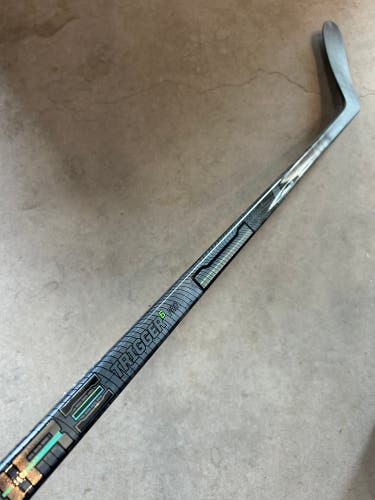 85 Flex P28M Senior CCM RibCor Trigger 6 Pro Left Hand Hockey Stick Pro Stock (New)