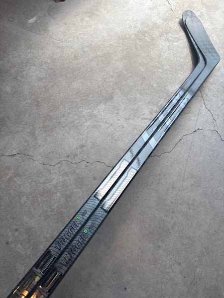 2 PACK 85 Flex P28M Senior CCM RibCor Trigger 6 Pro Left Hand Hockey Stick Pro Stock (New)