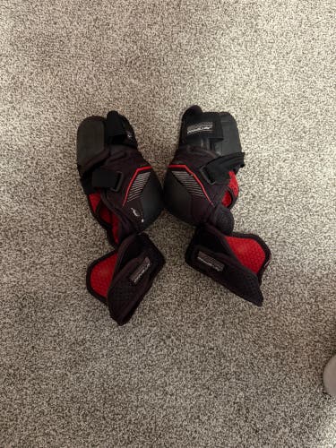 Medium Junior CCM JetSpeed FT1 Elbow Pads (Used)