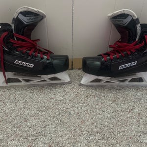 Bauer Vapor X700 Hockey Goalie Skates Regular Width 9 (Used)
