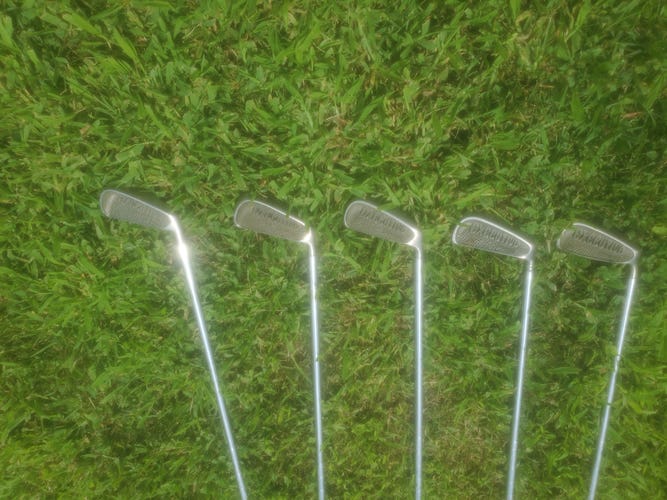 Right Handed Iron Set 5 Pieces (Used)