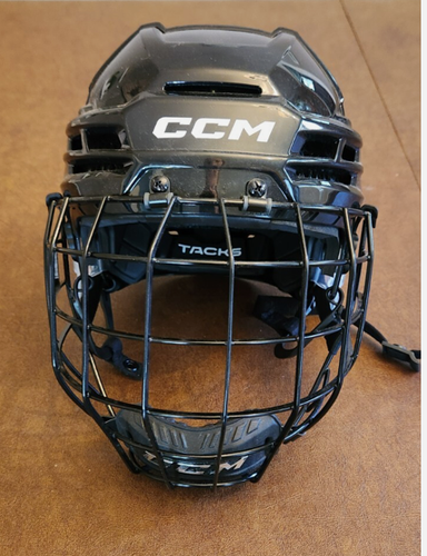Large CCM tacks 720 Helmet (New without tags)