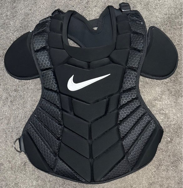Nike Diamond Elite Baseball Catcher's Chest Protector
