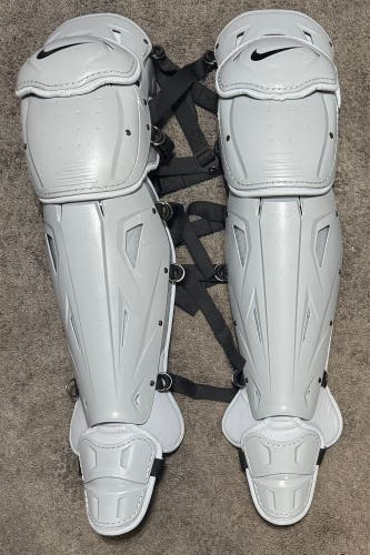 Nike Diamond Elite Baseball Catcher's Leg Guards