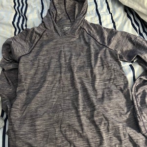 Purple Women's Small Under Armour Hoodie