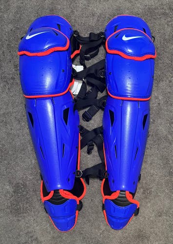Nike Diamond Elite Baseball Catcher's Leg Guards