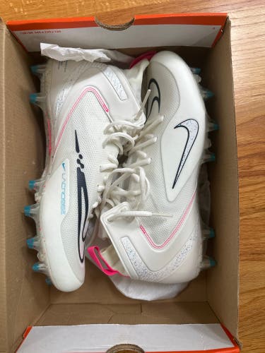 White Unisex Size M 11.0 (W 12.0) Adult Nike Mid Top Alpha Huarache 8 Elite Molded Cleats (New)