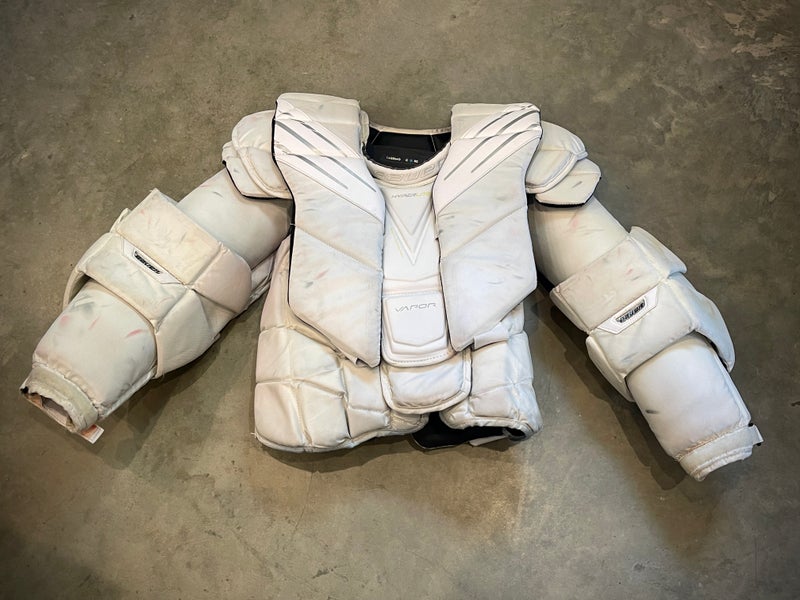 CAYDEN PRIMEAU BAUER VAPOR HYPERLITE CHEST PROTECTOR (XL)