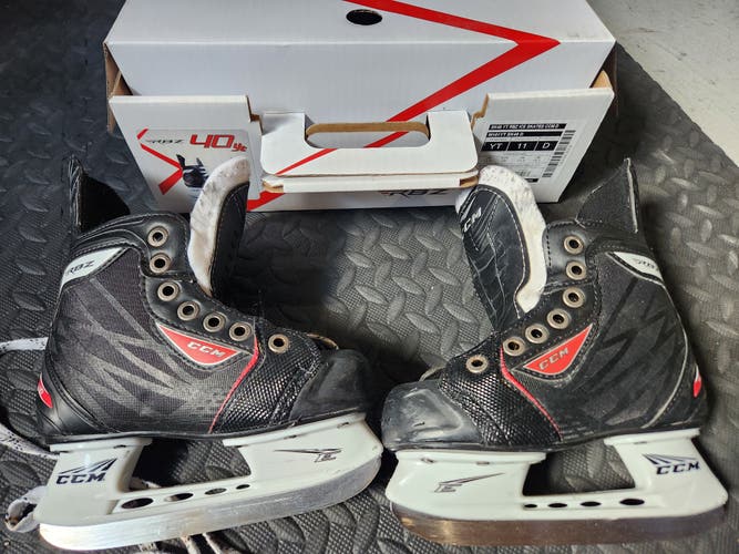CCM RBZ Hockey Skates Regular Width 11 (Used)