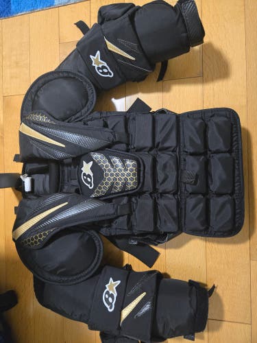 Large/Extra Large Brian's Bstar Junior Goalie Chest Protector (Used)