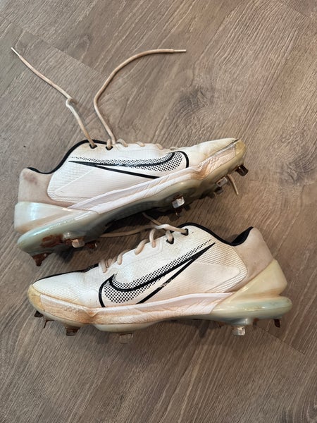 White Men's Size M 11.5 (W 12.5) Nike Low Top Force Zoom Trout 7 Metal (Used)