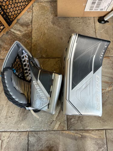 NEW PRO STOCK Bauer Mach Full Right Glove Set