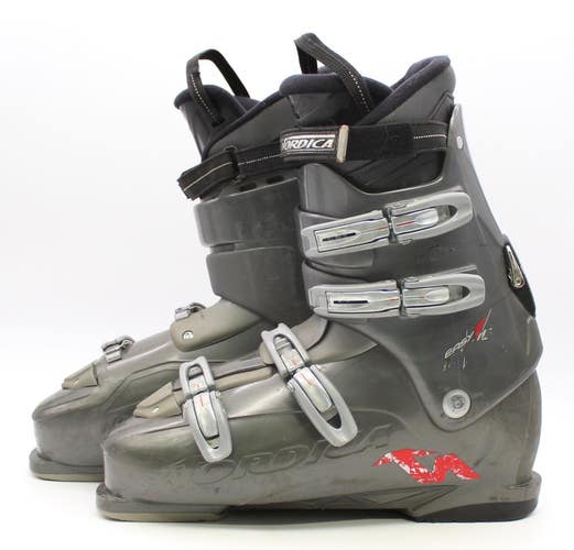 Nordica Easy Move Ski Boots - Size 13 / Mondo 31 Used