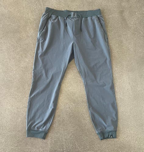 Used Bauer S23 Team Woven Men’s Size XXL Grey Jogger (Check Description)