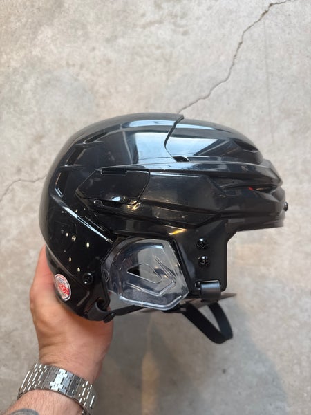 Medium NHL Pittsburgh Penguins Warrior Covert CF 100 Helmet Pro Stock (New) Black