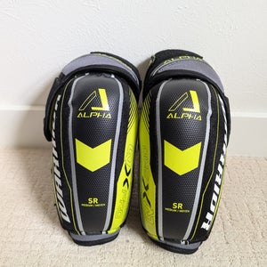 Senior Medium Warrior Alpha QX Pro Elbow Pads (Used)