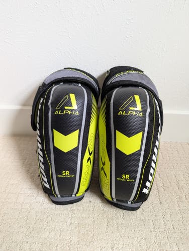 Senior Medium Warrior Alpha QX Pro Elbow Pads (Used)
