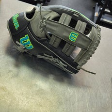 Used Wilson A2000 SP 13 BB/SB Glove RH Throw None 13" 11497-S000150463
