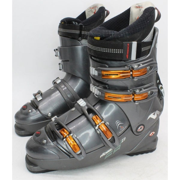 Nordica F8 Ski Boots - Size 11.5 / Mondo 29.5 Used