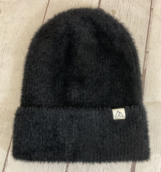 Alpine Design ADWA2010 Women's 100% Nylon Fuzzy Rib Beanie Black OSFA