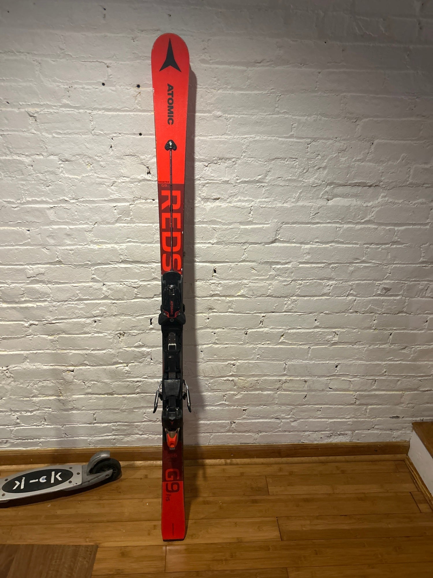 スキー Atomic Redster G9 183cm Fis atomic-atomic-redster-g9-fis-j