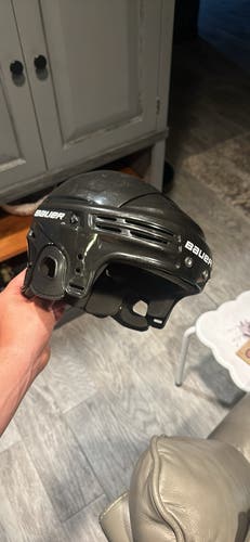 Medium Bauer 5100 Helmet (Used)