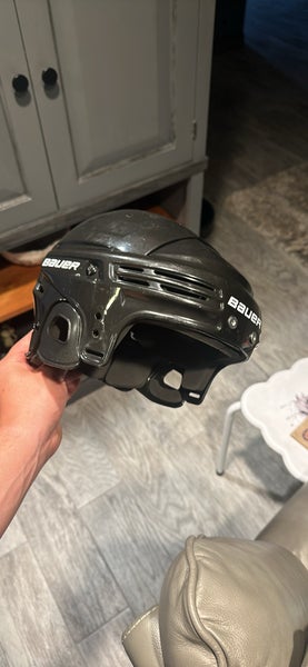 Medium Bauer 5100 Helmet (Used)