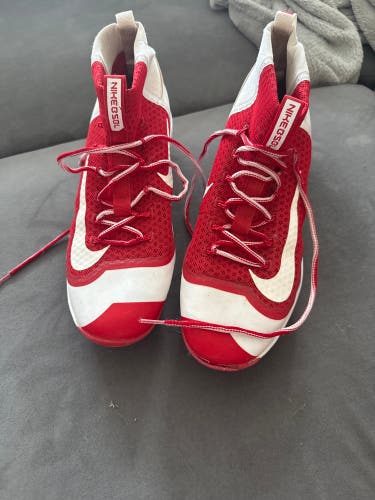 Red Men's Size M 12.0 (W 13.0) Nike Huarache (Used)