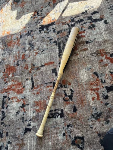 2025 Louisville Slugger 2025 icon BBCOR Certified Bat (-3) 30 oz 33" (Used)